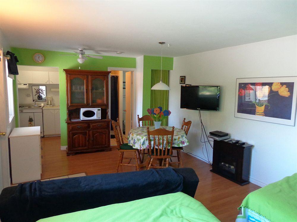 Motel Des Deux Lacs Waterloo Kültér fotó