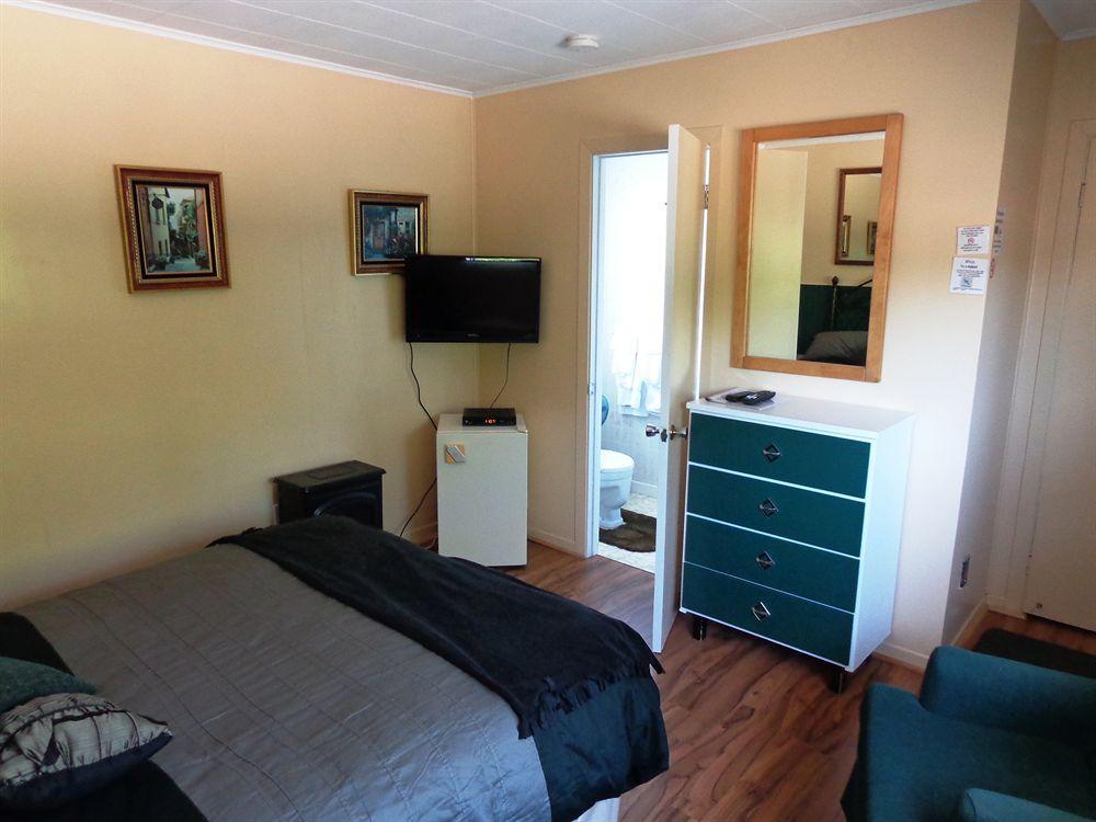 Motel Des Deux Lacs Waterloo Kültér fotó
