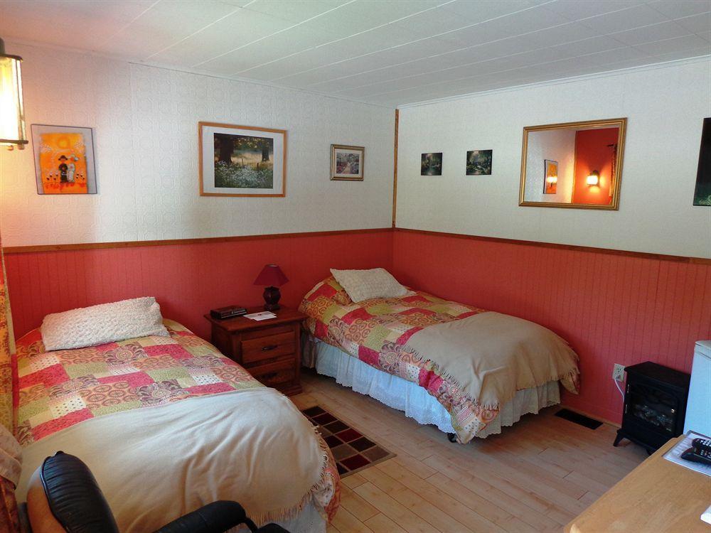Motel Des Deux Lacs Waterloo Kültér fotó
