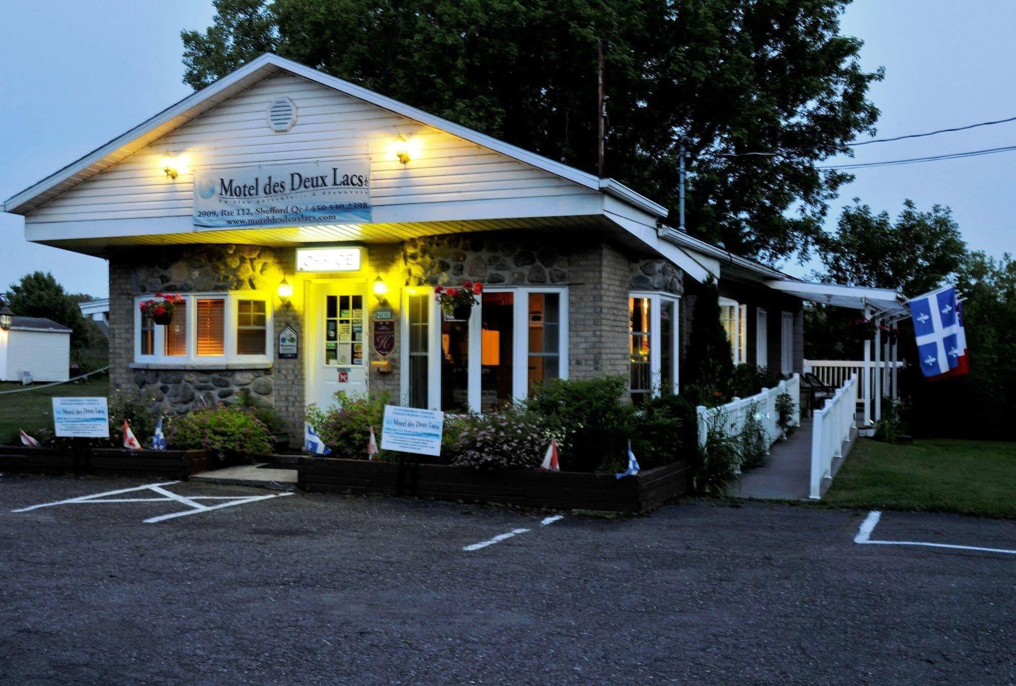 Motel Des Deux Lacs Waterloo Kültér fotó