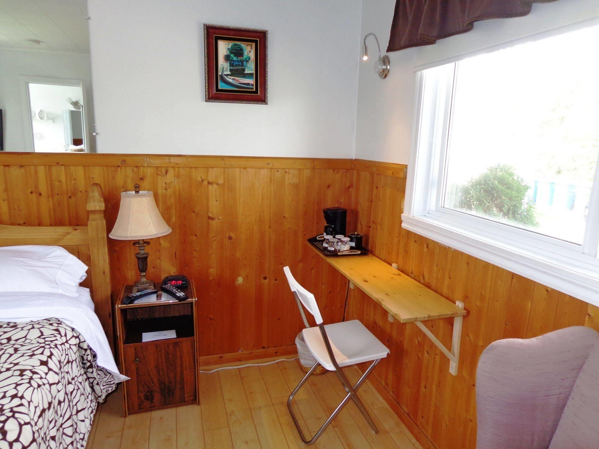 Motel Des Deux Lacs Waterloo Kültér fotó
