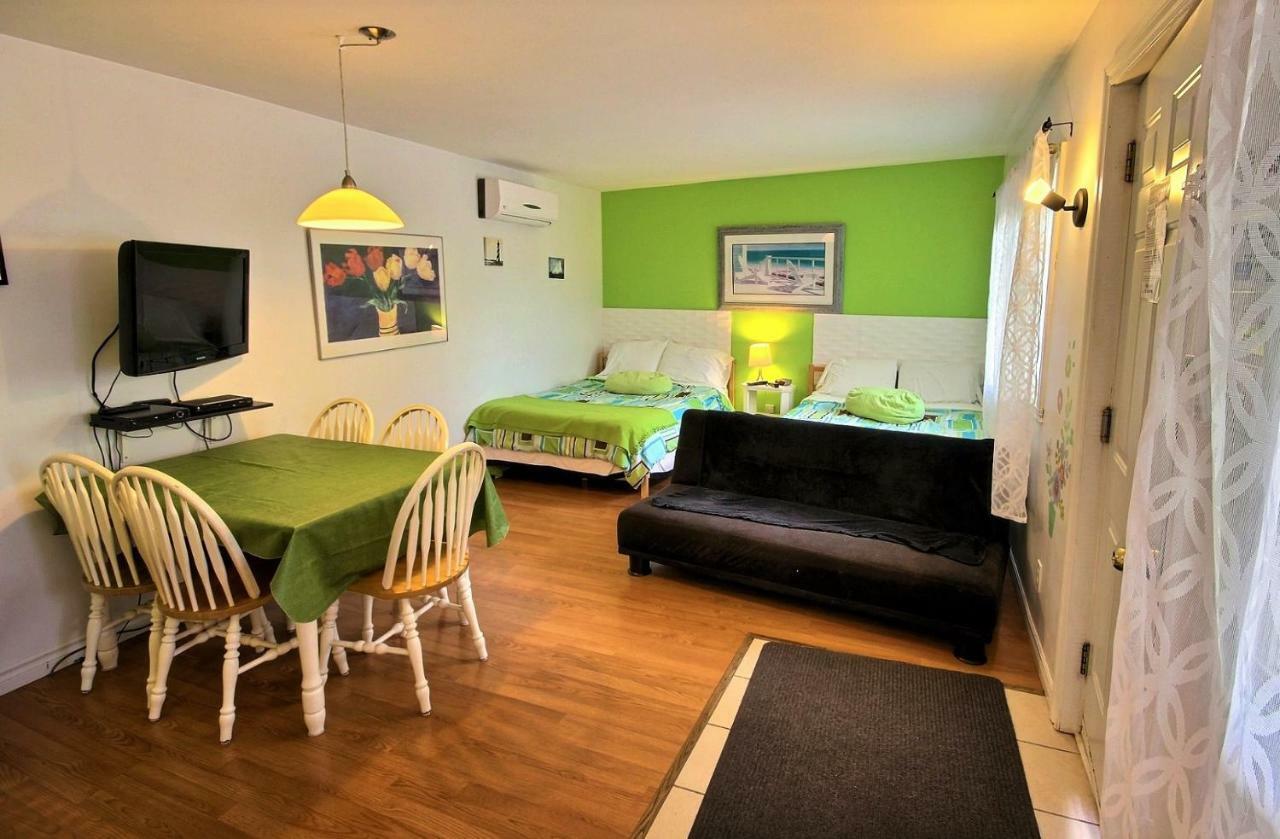 Motel Des Deux Lacs Waterloo Kültér fotó