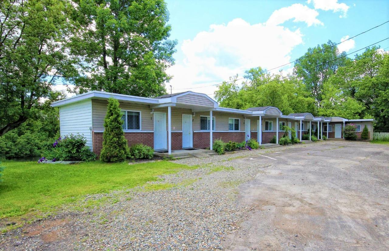 Motel Des Deux Lacs Waterloo Kültér fotó